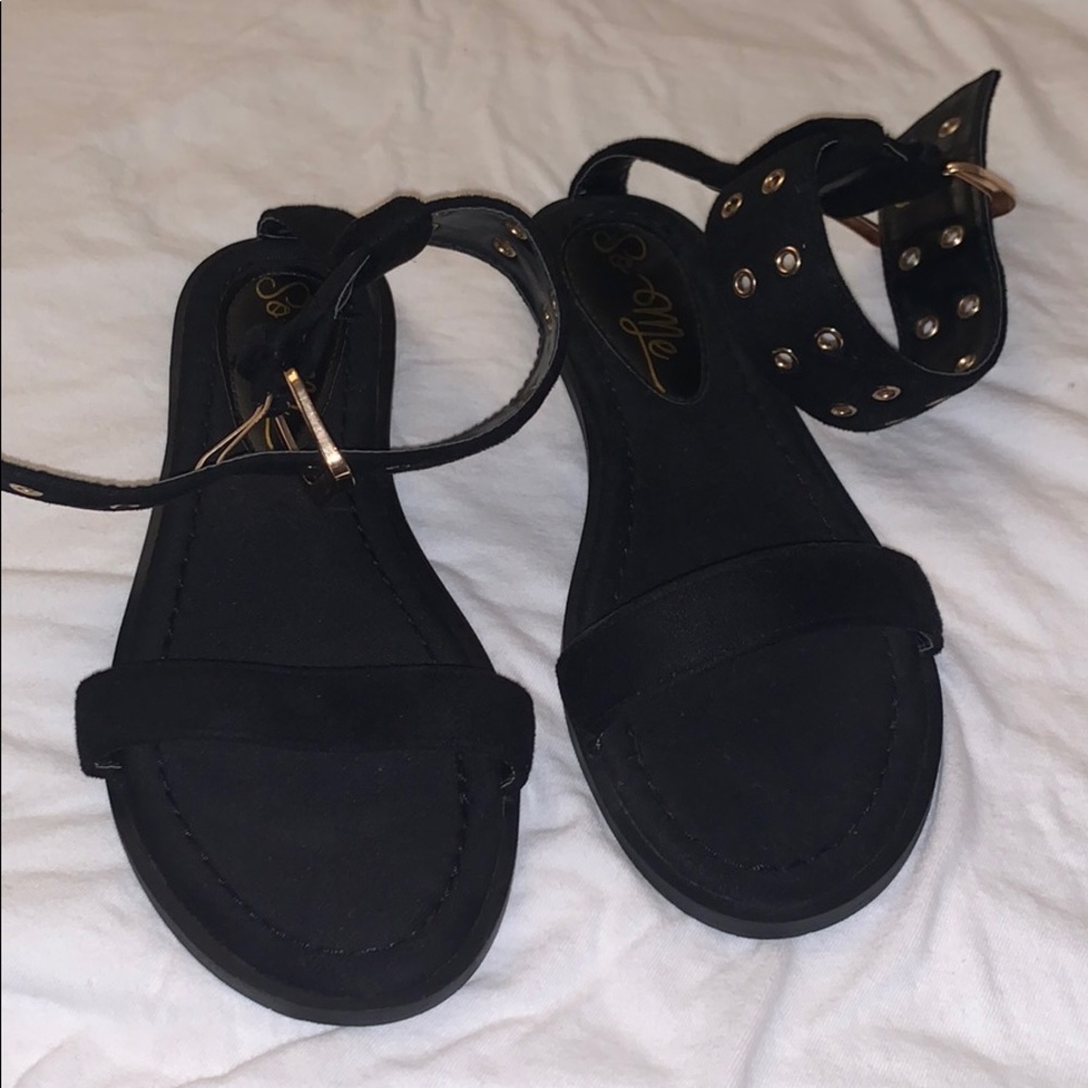 Black sandals